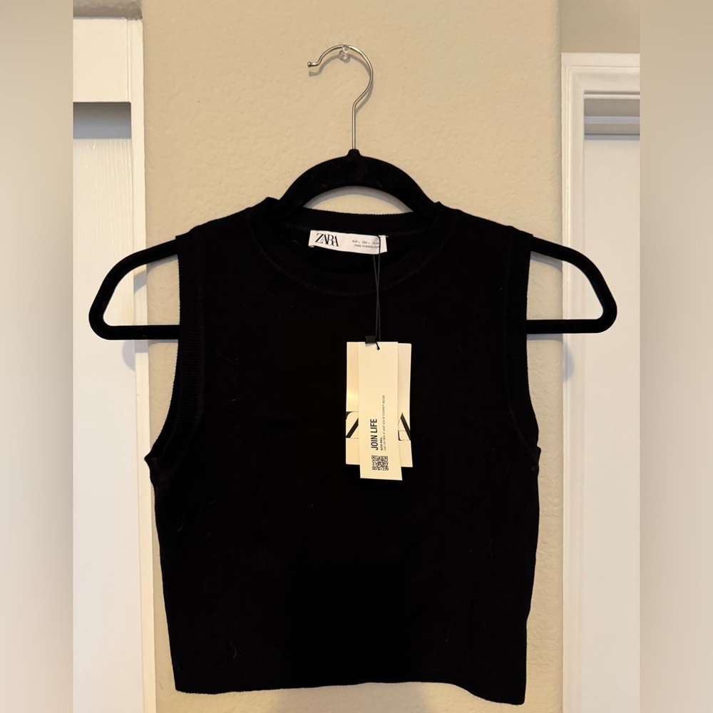 (NEW) Zara Classic Black Tank Top